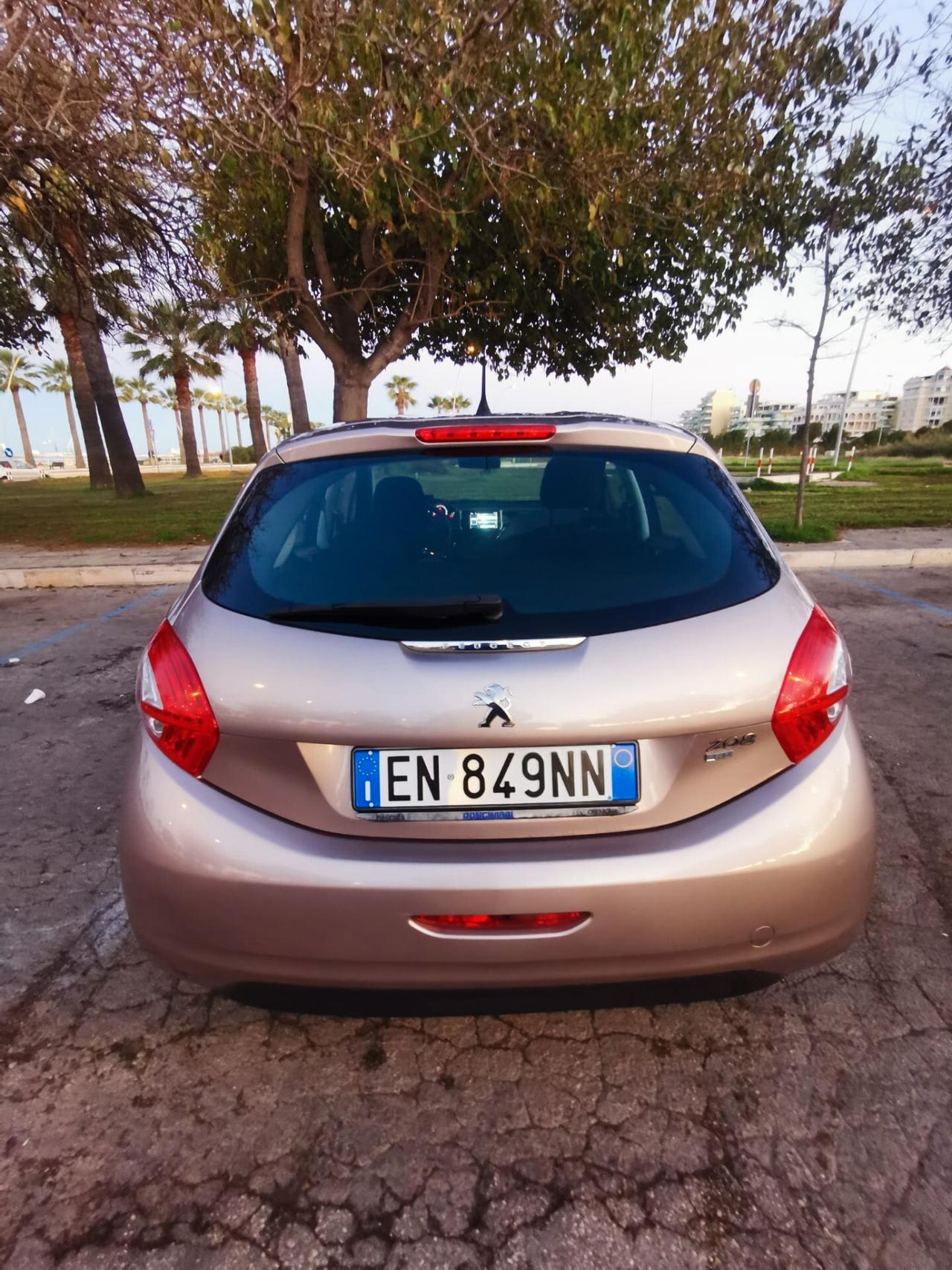 Peugeot 208 1.6 e-HDi 92CV 5P. Allure SUPERPREZZO