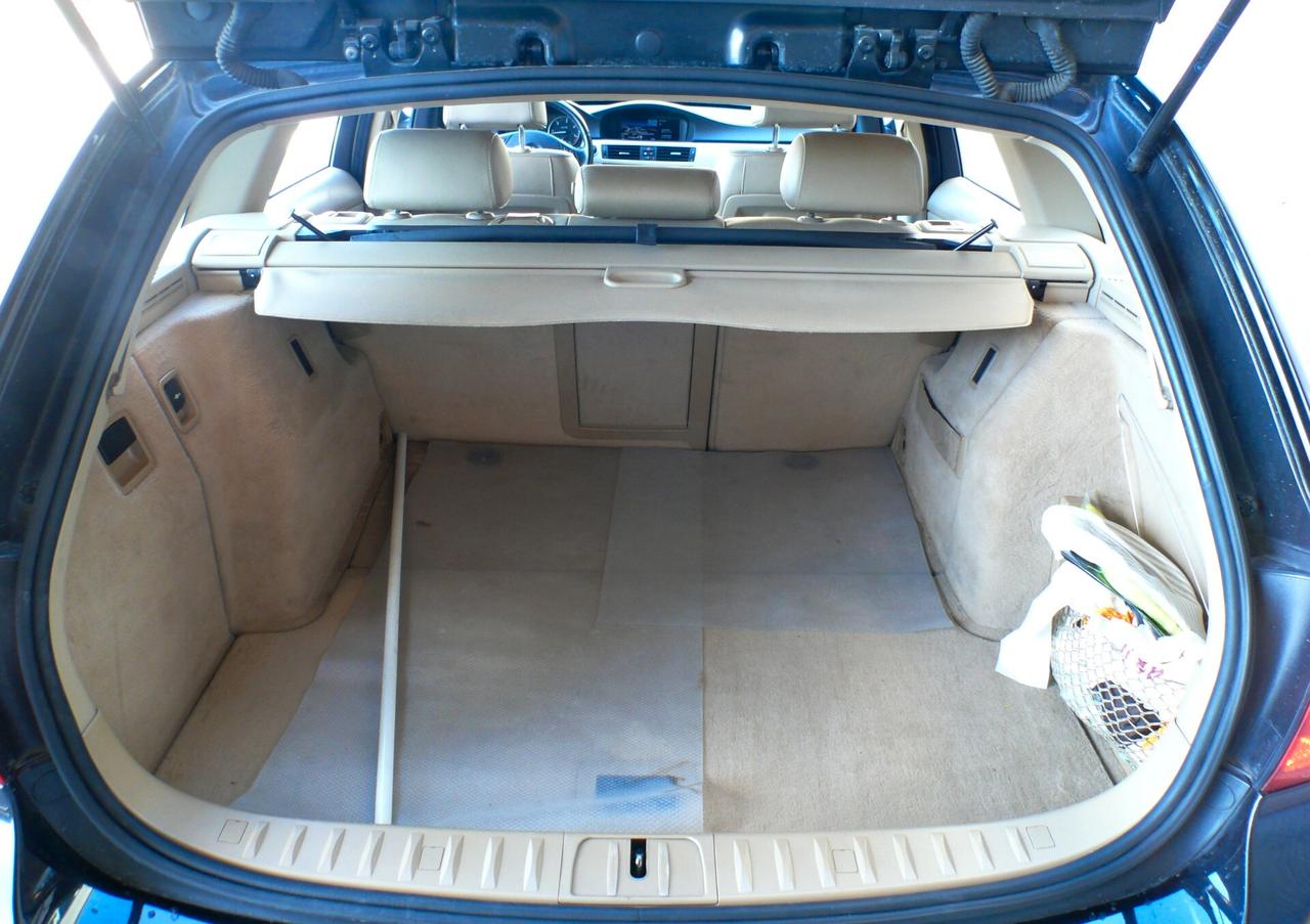 Bmw 320 xDrive Touring (M1403)