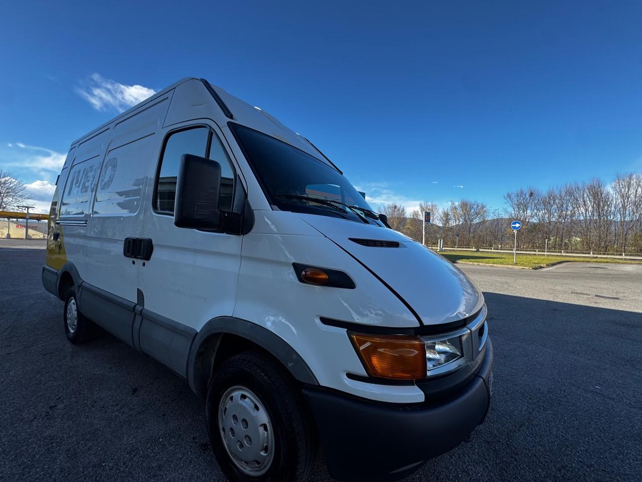 Iveco Daily 35S13 2.8 TDI PC Cabinato