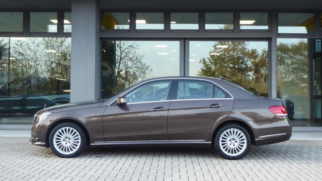 MERCEDES-BENZ E 220 CDI BlueTEC