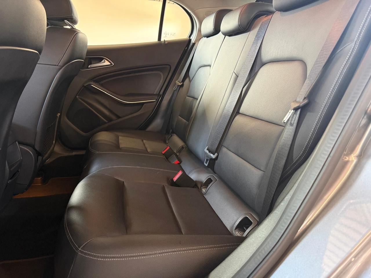 Mercedes-benz GLA 220 Premium auto