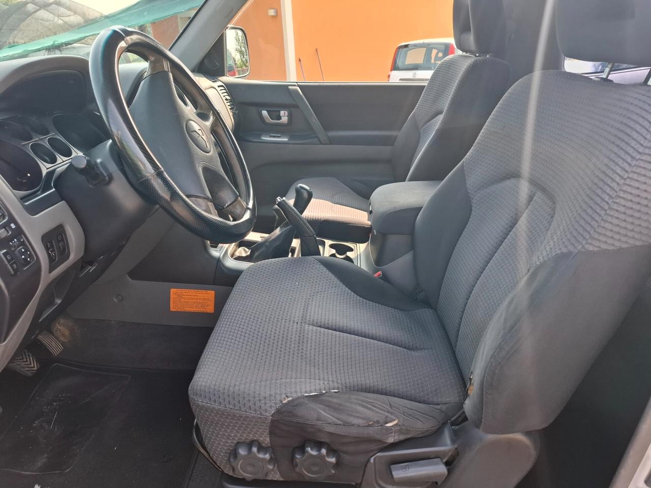 Mitsubishi Pajero 2.5 TDI 3p. GLX