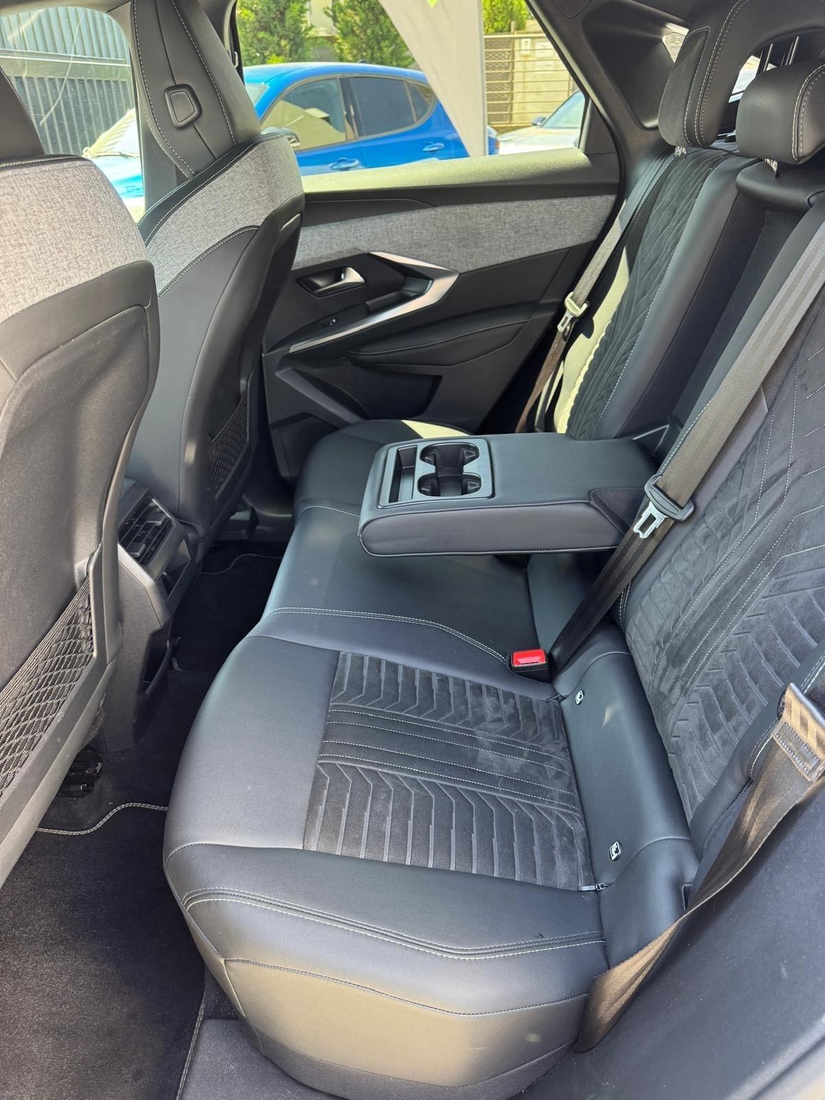 Peugeot 3008 Hybrid 136 e-DCS6 GT