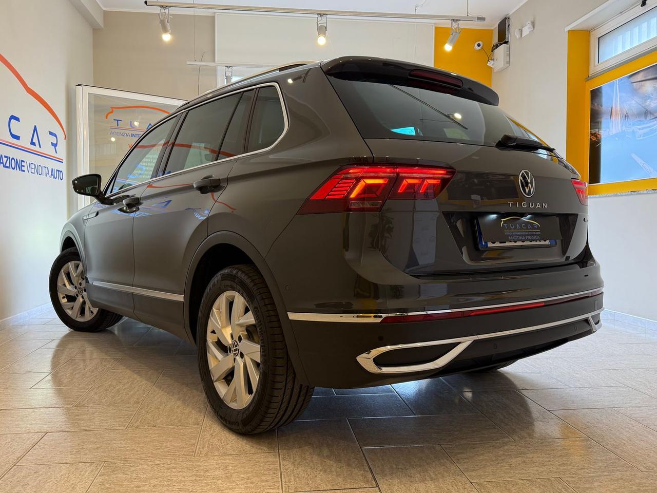 Volkswagen Tiguan Elegance 2.0 TDI 4MOTION #10043