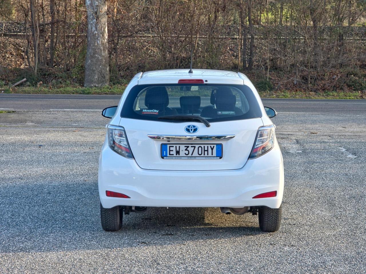 Toyota Yaris 1.5 Hybrid 5 porte Lounge 2014-E5B Automatico NEO