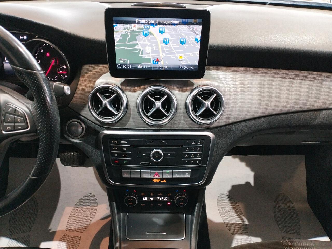 Mercedes-Benz GLA 200 d Premium 4matic auto