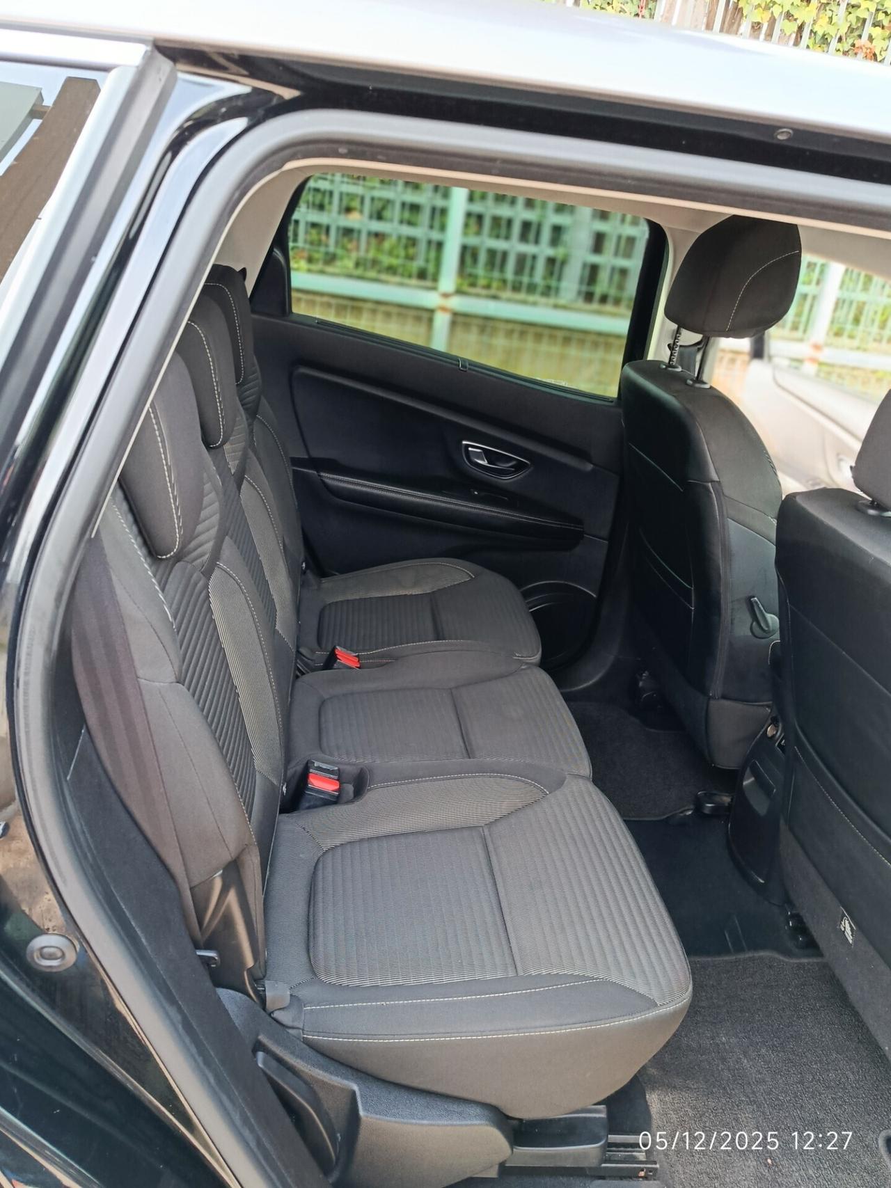 Renault Grand Scenic dCi 8V 130 Energy Business