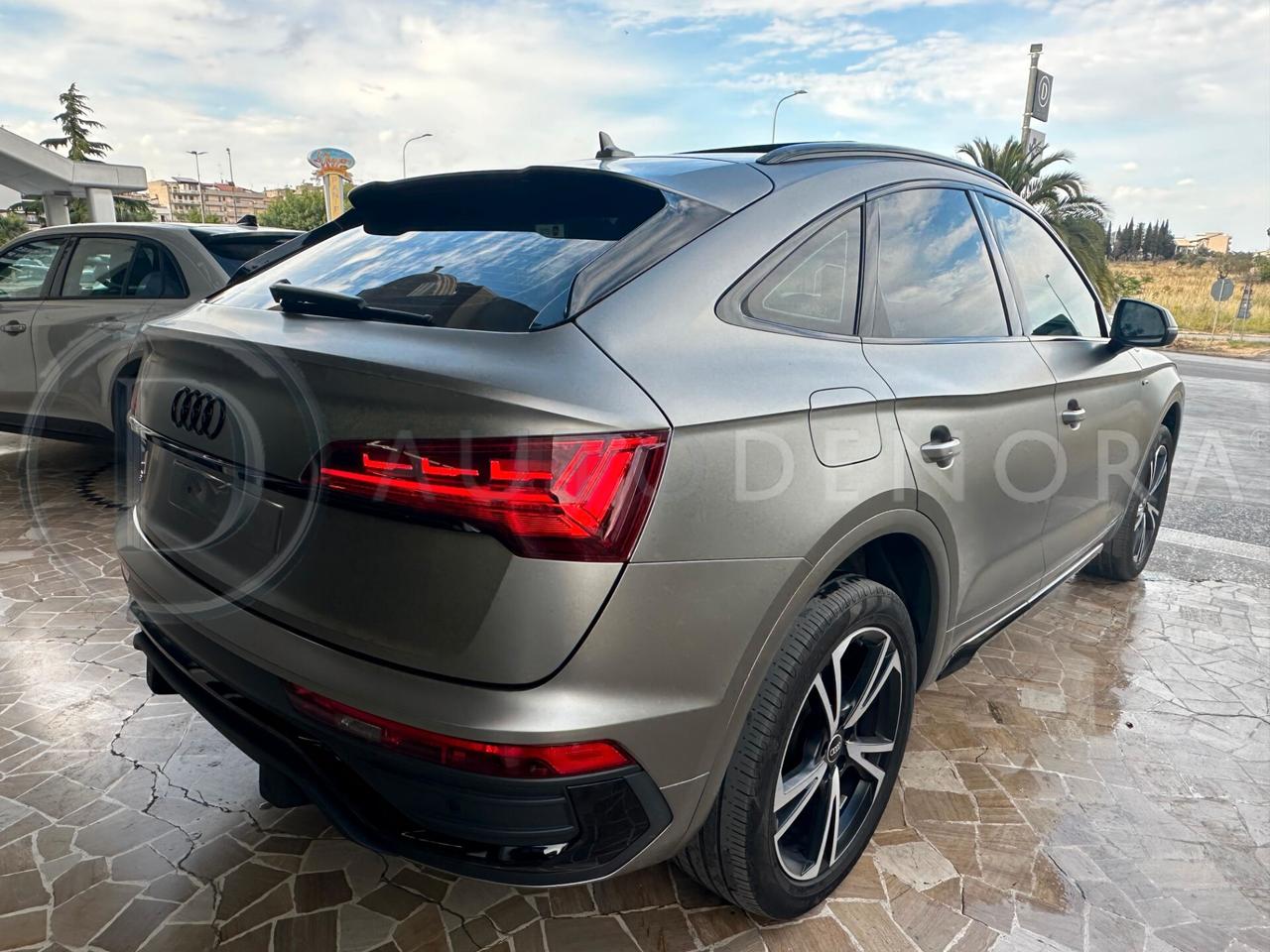 Audi Q5 40 TDI 204 CV quattro S tronic line#AUTO#LED#TETTO#CARPLAY#CAM