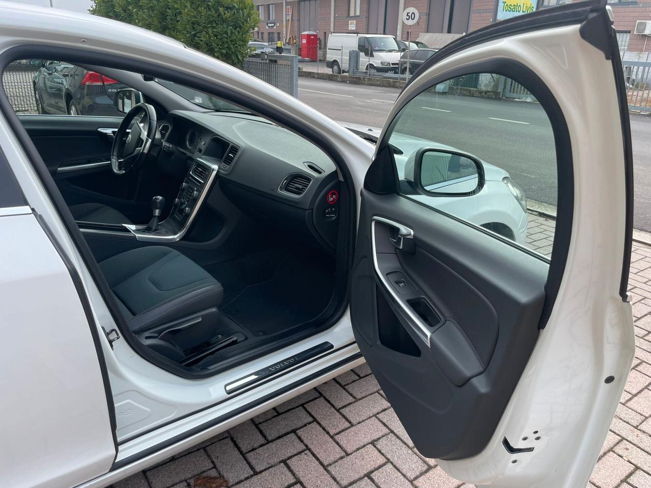 Volvo V60 D3 Summum 2.0cc 163cv