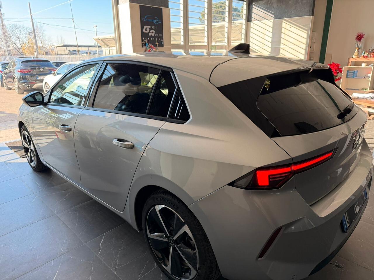 Opel Astra 1.2 Turbo 130 CV AT8 Elegance