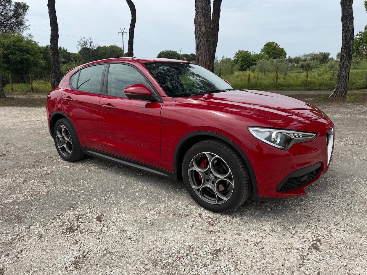 Alfa Romeo Stelvio 2.2 Turbodiesel 160 CV AT8 RWD Rosso Edizione