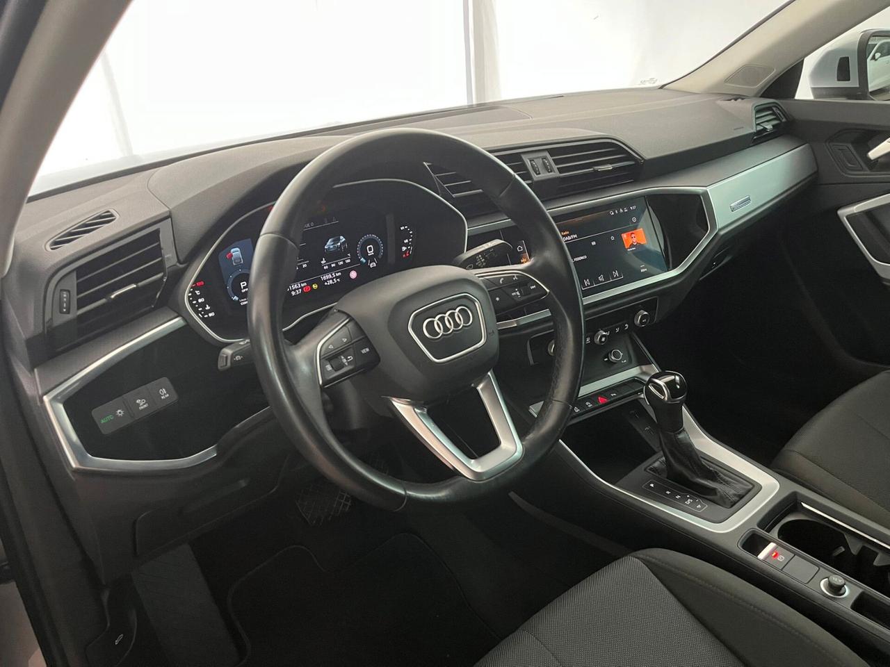 Audi Q3 SPB 35 TDI S tronic Business Plus