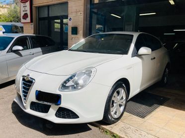 Alfa Romeo Giulietta -X NEOPATENTATI- 2011