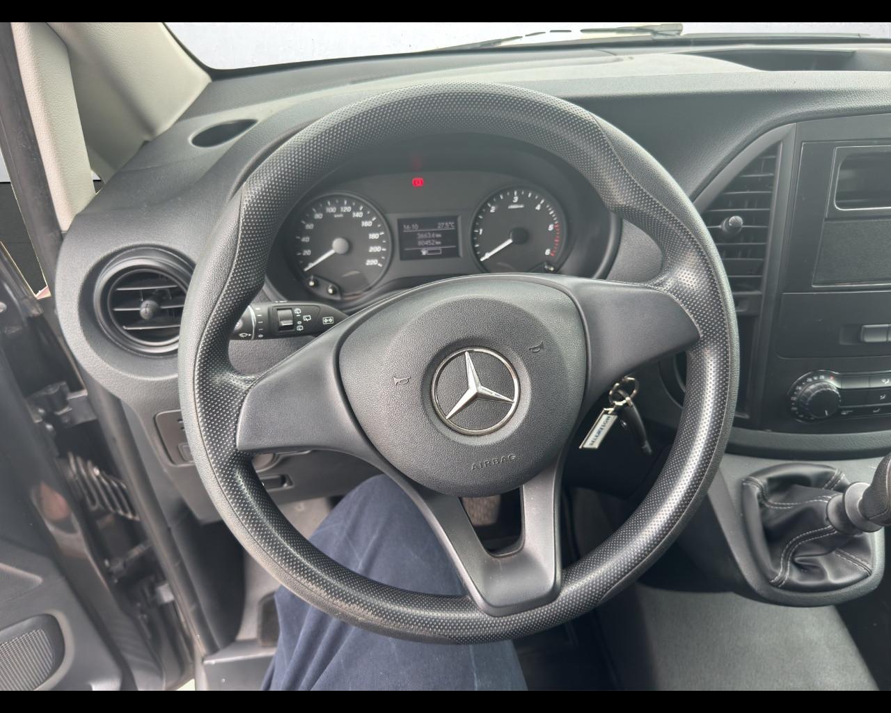 Mercedes-Benz Vito 4ªs. (W447) - Vito 1.7 110 CDI PC Mixto Compact