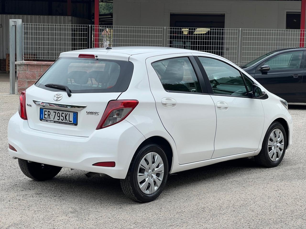 Toyota Yaris 1.4 D-4D 5 porte Active