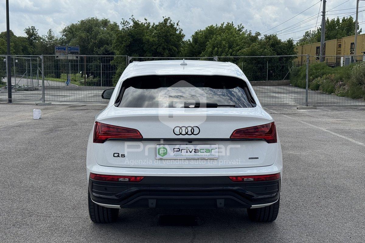 AUDI Q5 SPB 40 TDI quattro S tronic Identity Black
