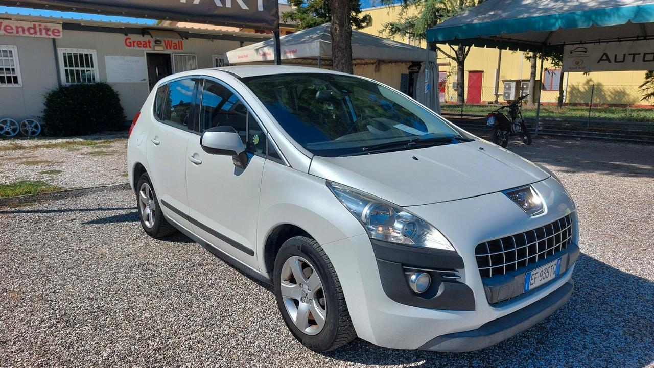 Peugeot 3008 1.6 HDi 110CV Premium