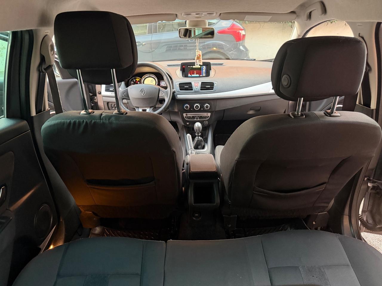 Renault Megane Mégane 1.5 dCi 110CV EDC SporTour Attractive