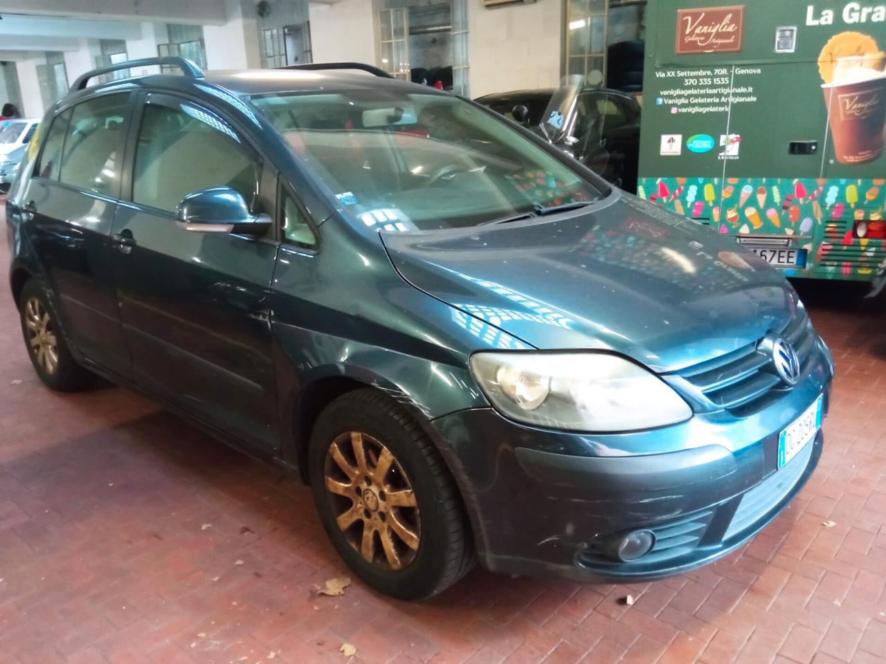 Volkswagen Golf Plus 1.6 FSI Sportline 115CV