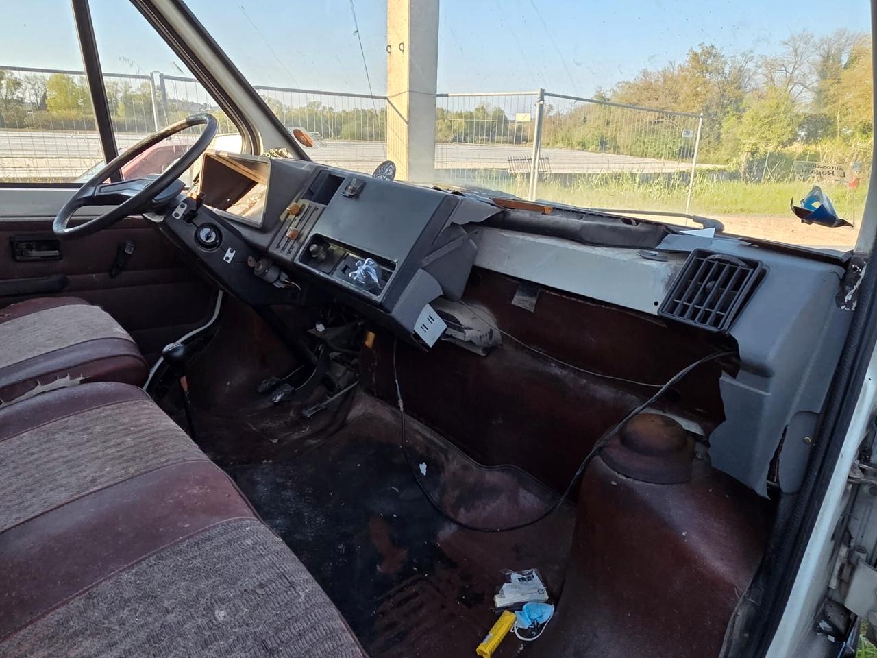 Renault Trafic 2.1D 9 POSTI MK1 - DA RESTAURO