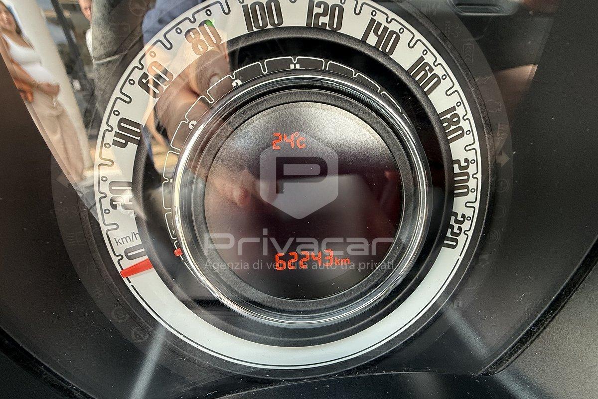FIAT 500 C 1.0 Hybrid Connect