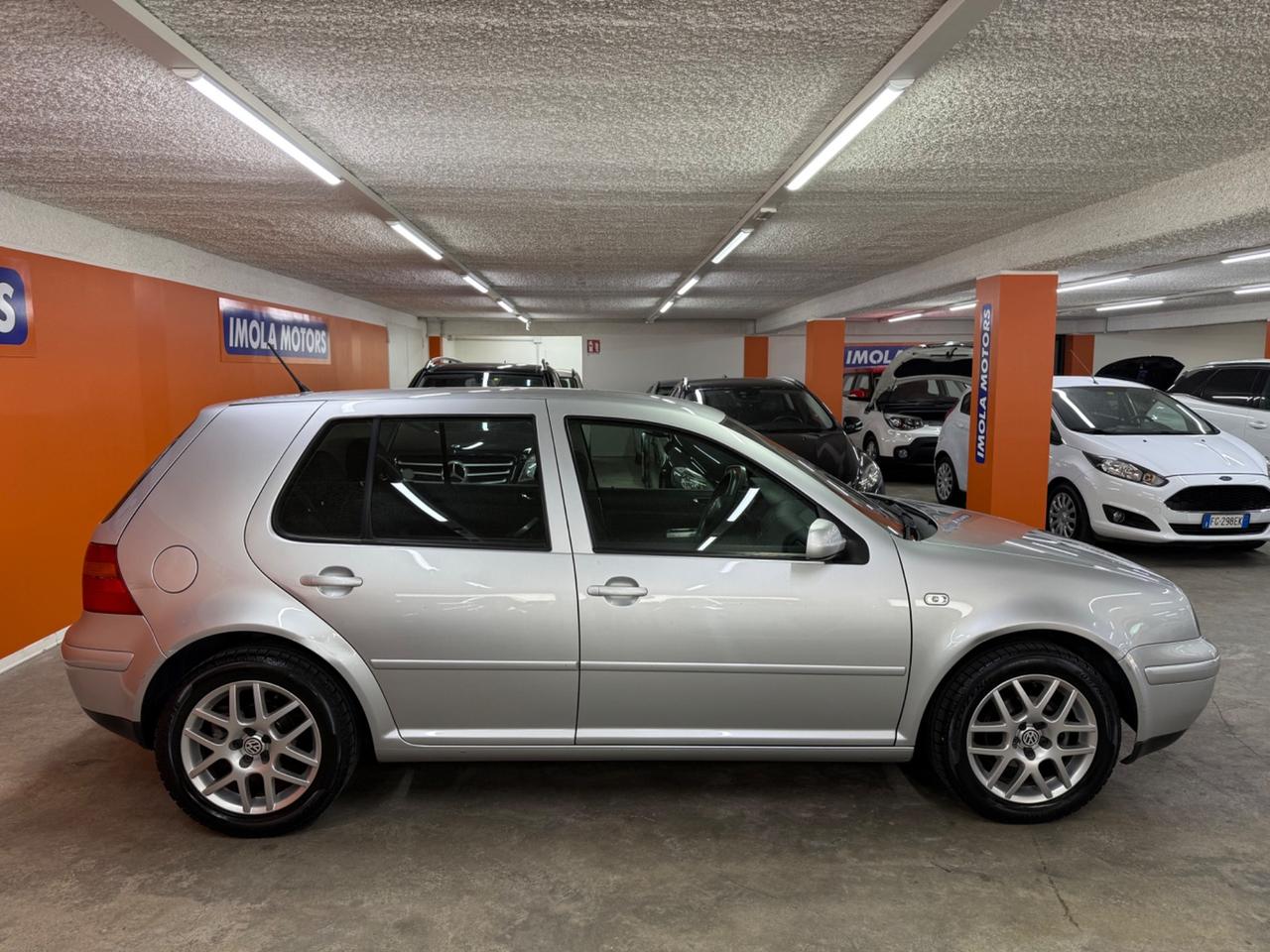 Volkswagen Golf 1.6 16V cat 5 porte Comfortline