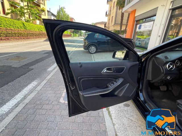 MERCEDES-BENZ A 180 d Aut.Sport in proM-Mo