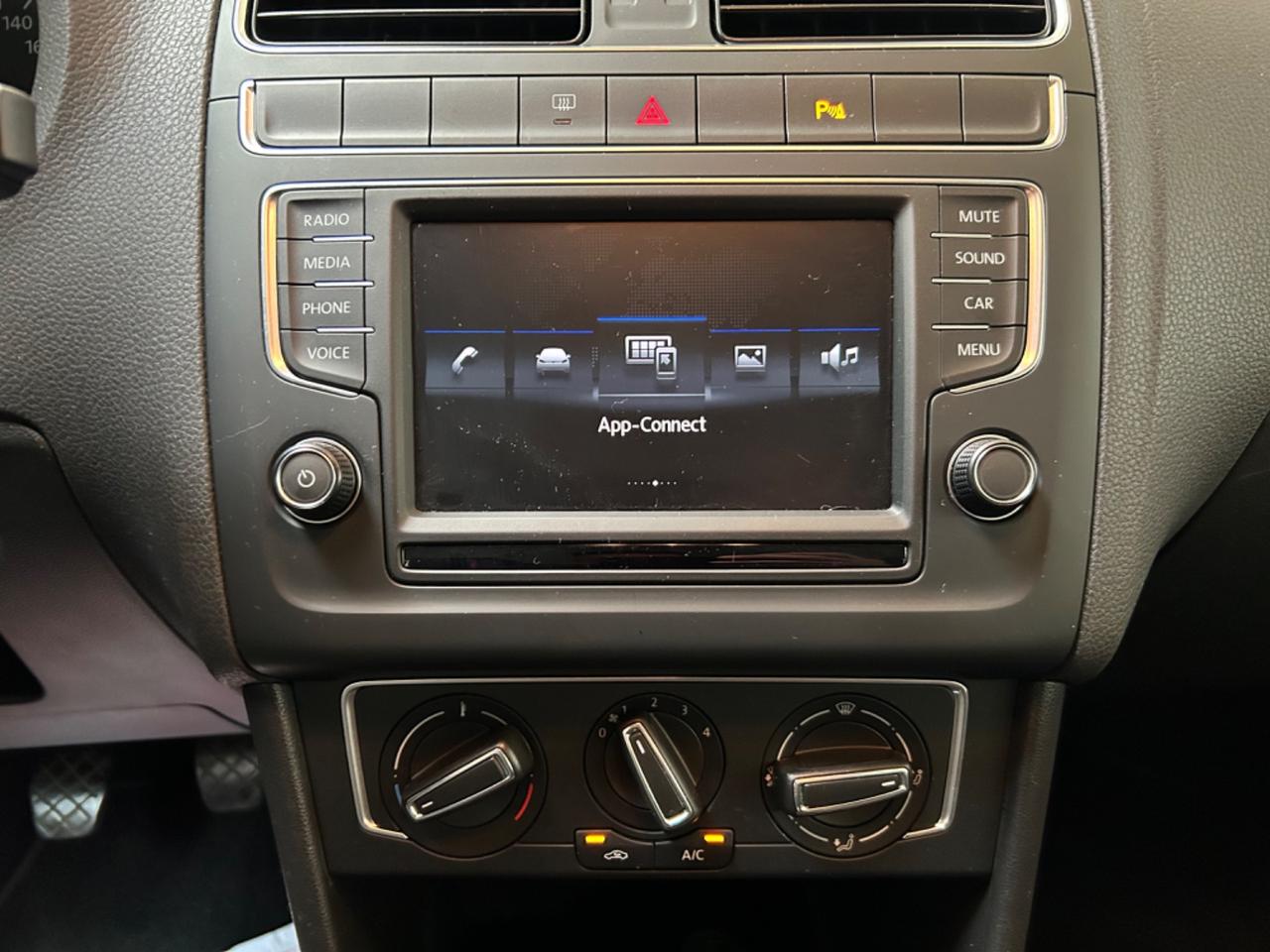 Volkswagen Polo 1.0 MPI 75 CV 5p. Comfortline