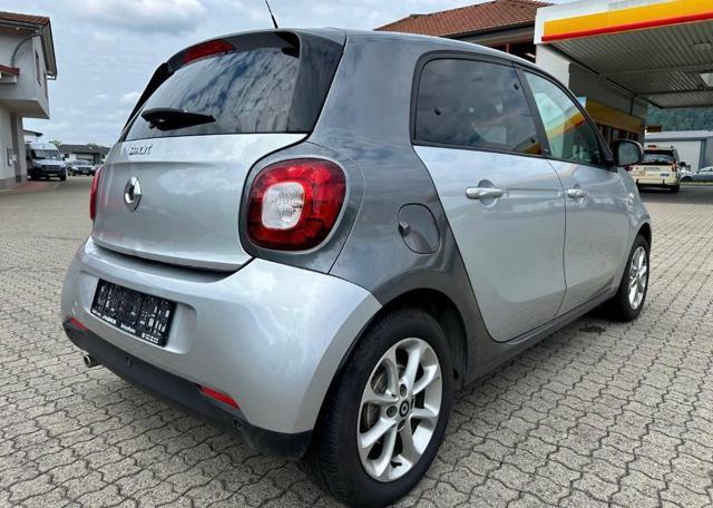 SMART ForFour 70 1.0 Passion