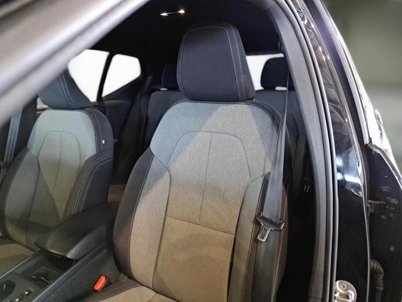 VOLVO XC40 T4 RECHARGE PLUG-IN AUTO CORE SUV
