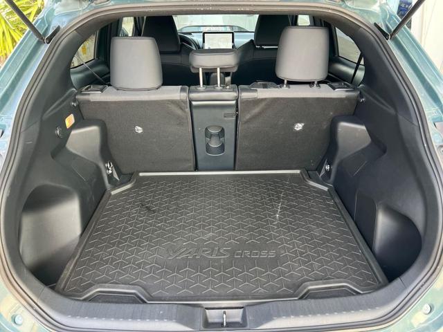 TOYOTA Yaris Cross 1.5 Hybrid 130 CV 5p. E-CVT AWD-i Lounge
