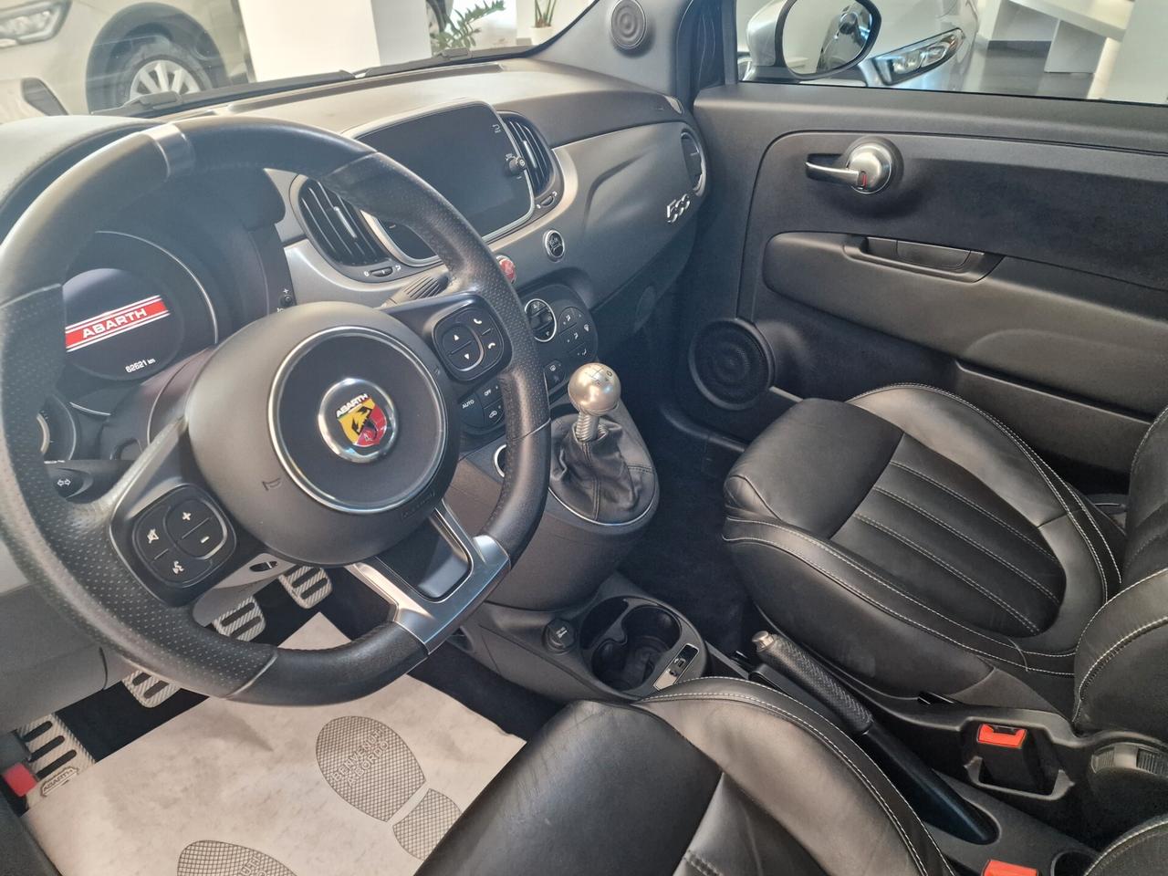 Abarth 595 1.4 Turbo T-Jet 165 CV Turismo