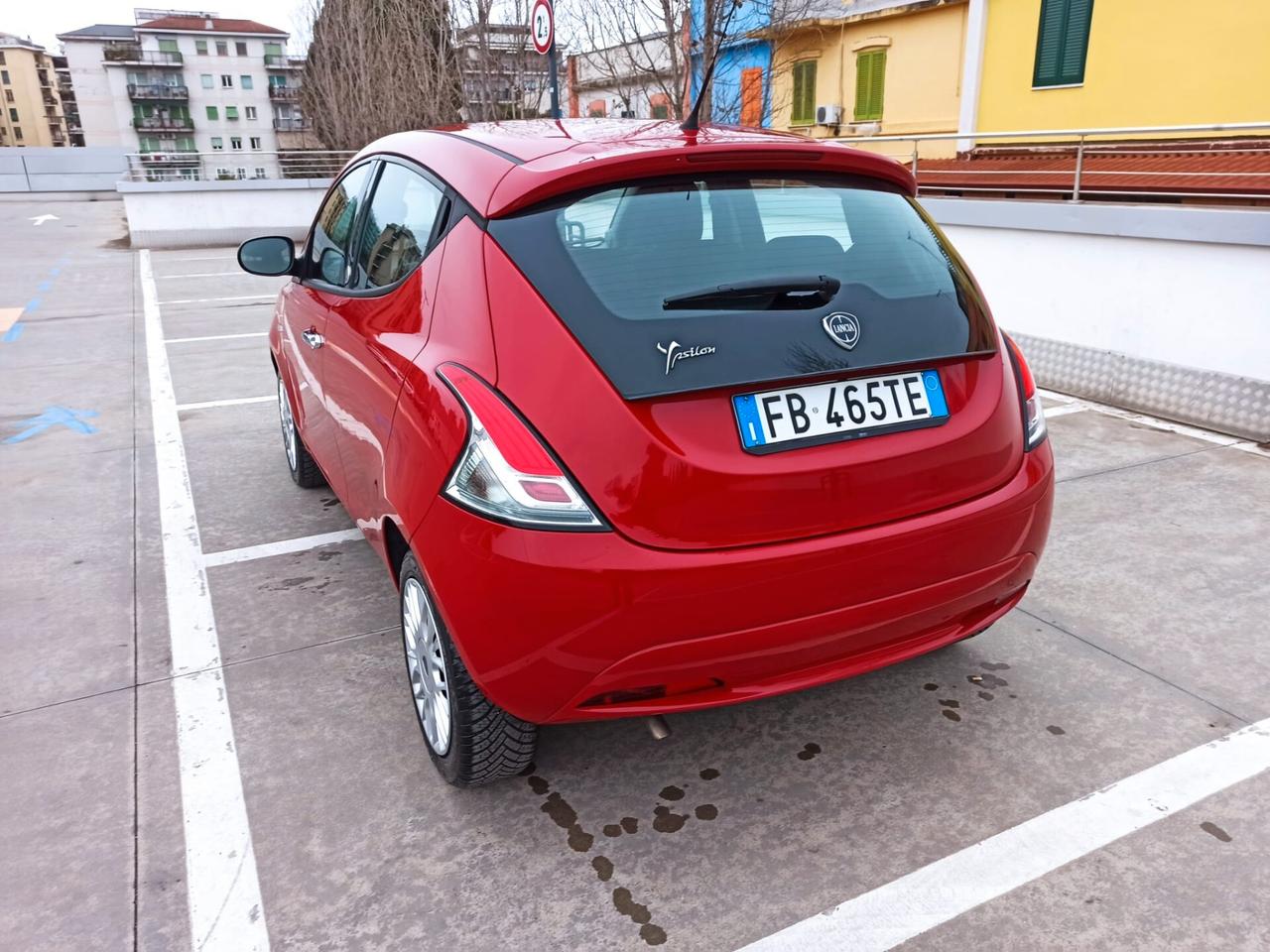 Lancia Ypsilon 1.2 69 CV 5 porte GPL Ecochic Gold