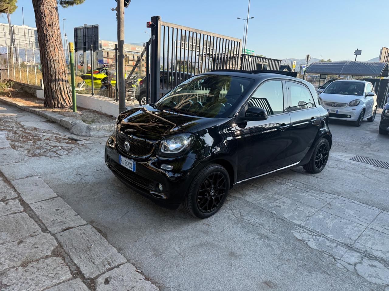 Smart ForFour 60 1.0 Black Passion