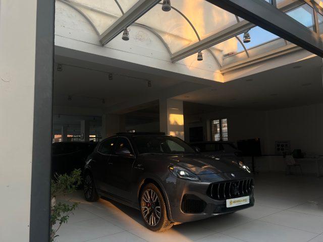 MASERATI Grecale MHEV 300 CV AWD GT tetto panoramico da?549,00