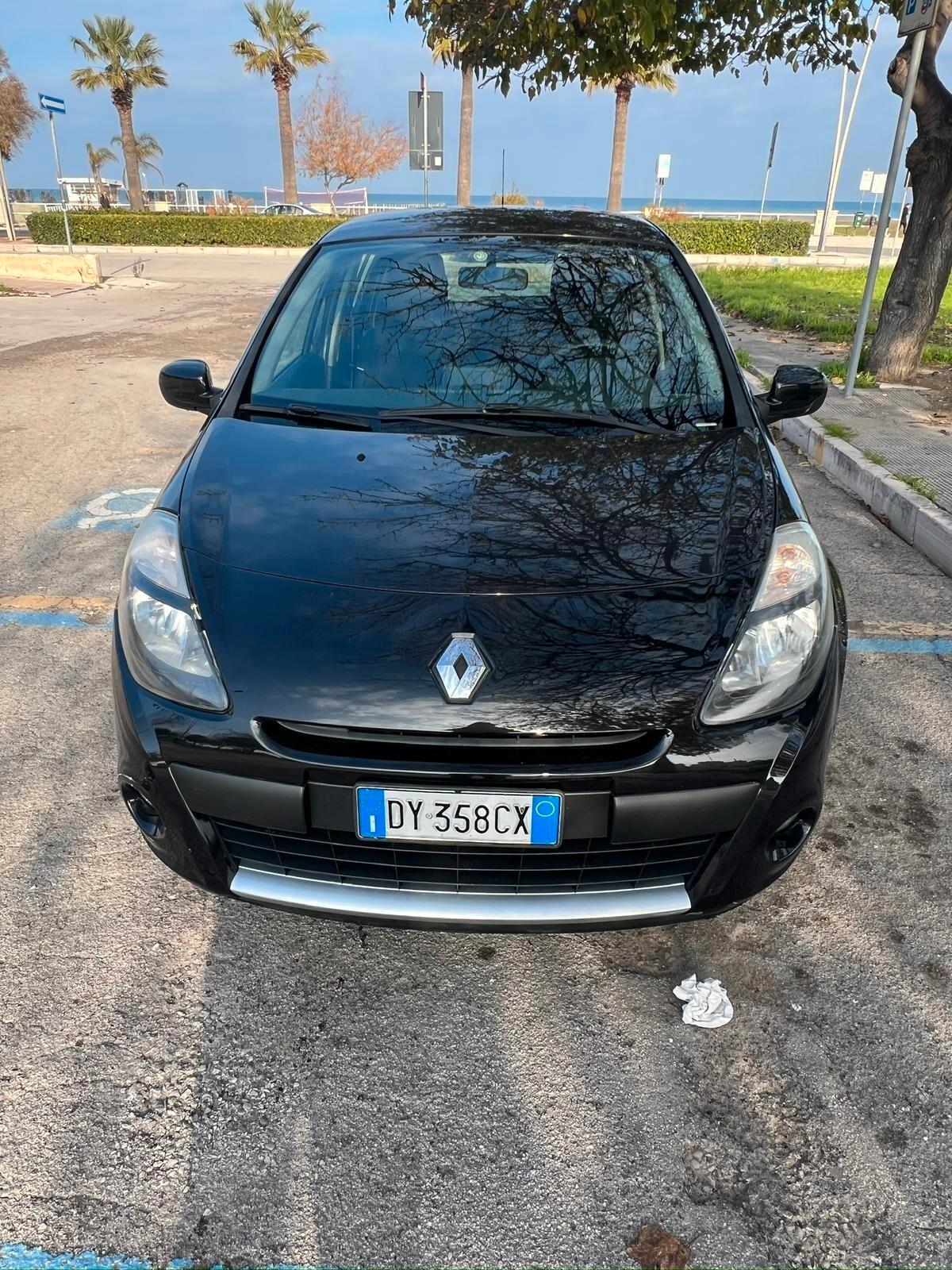 Renault Clio 1.2 16V 5P. Dynamique NAVIG.