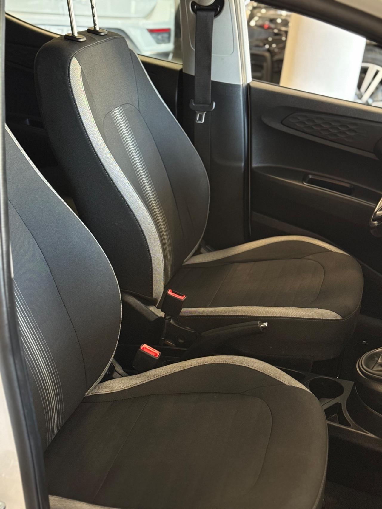 Hyundai i10 1.0 MPI AT Tech