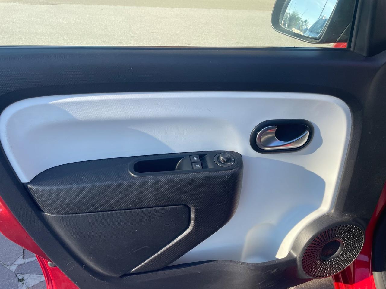 Renault Twingo TCe 95 CV EDC Intens