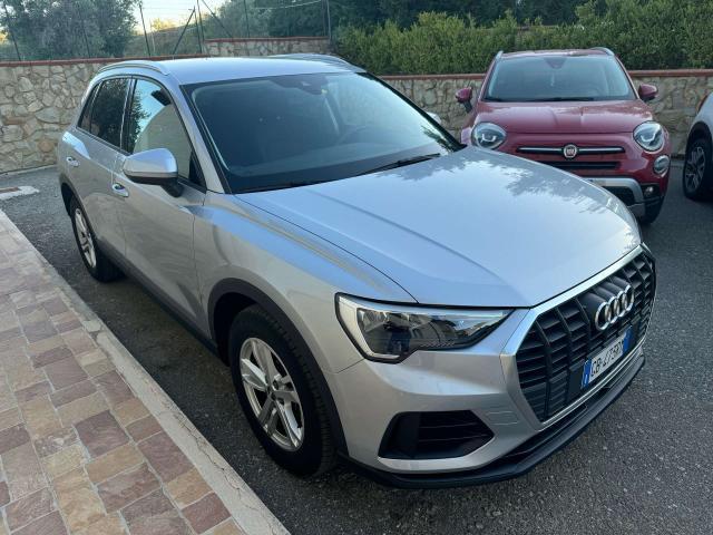 Audi Q3 Q3 35 2.0 tdi Business s-tronic