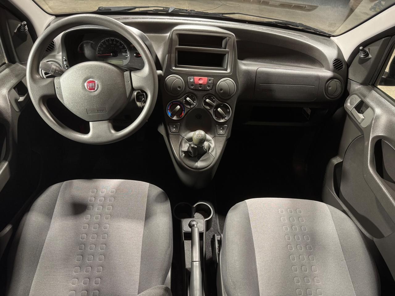 Fiat Panda 1.2 KM 30.000 NEOPATENTATI