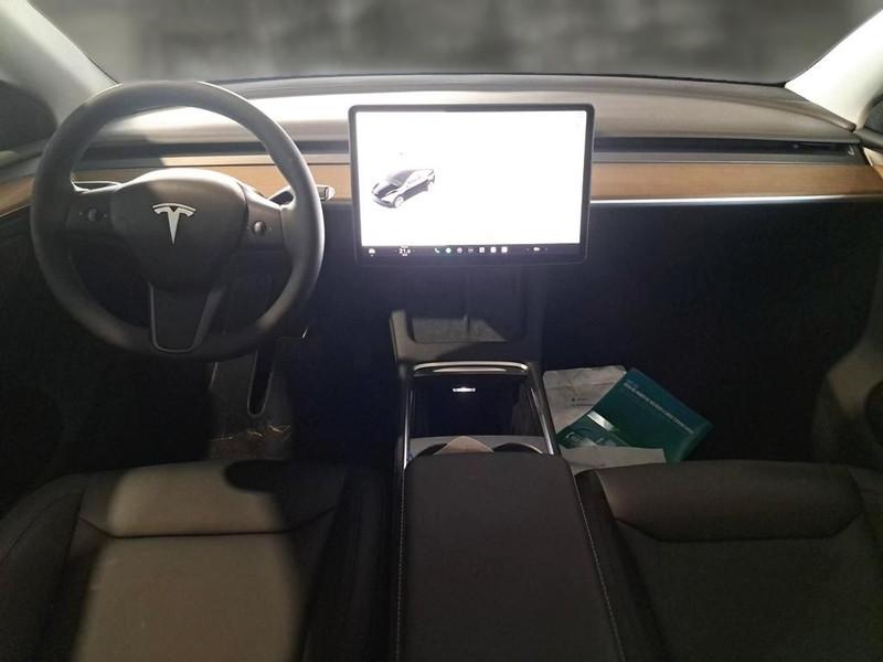 TESLA MODEL Y 50 KWH RWD AUT. SUV
