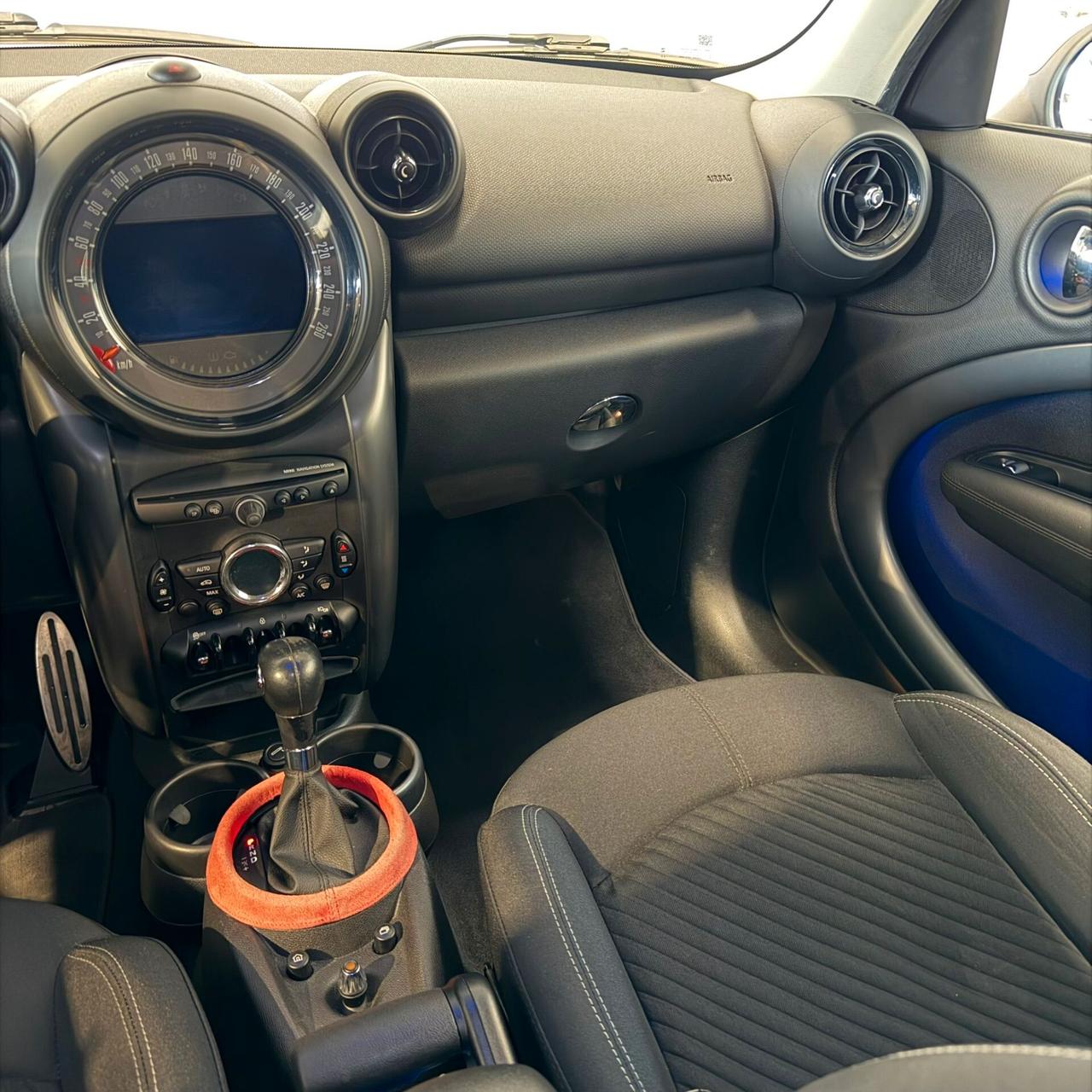 Mini Cooper SD 2.0D ALL4 AUTOMATICA NEOPATENTATI EURO 6