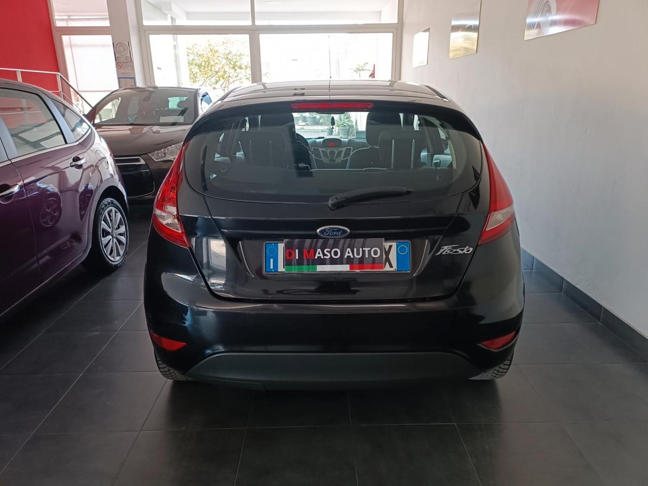 Ford Fiesta 1.4 5 porte Bz.- GPL Titanium