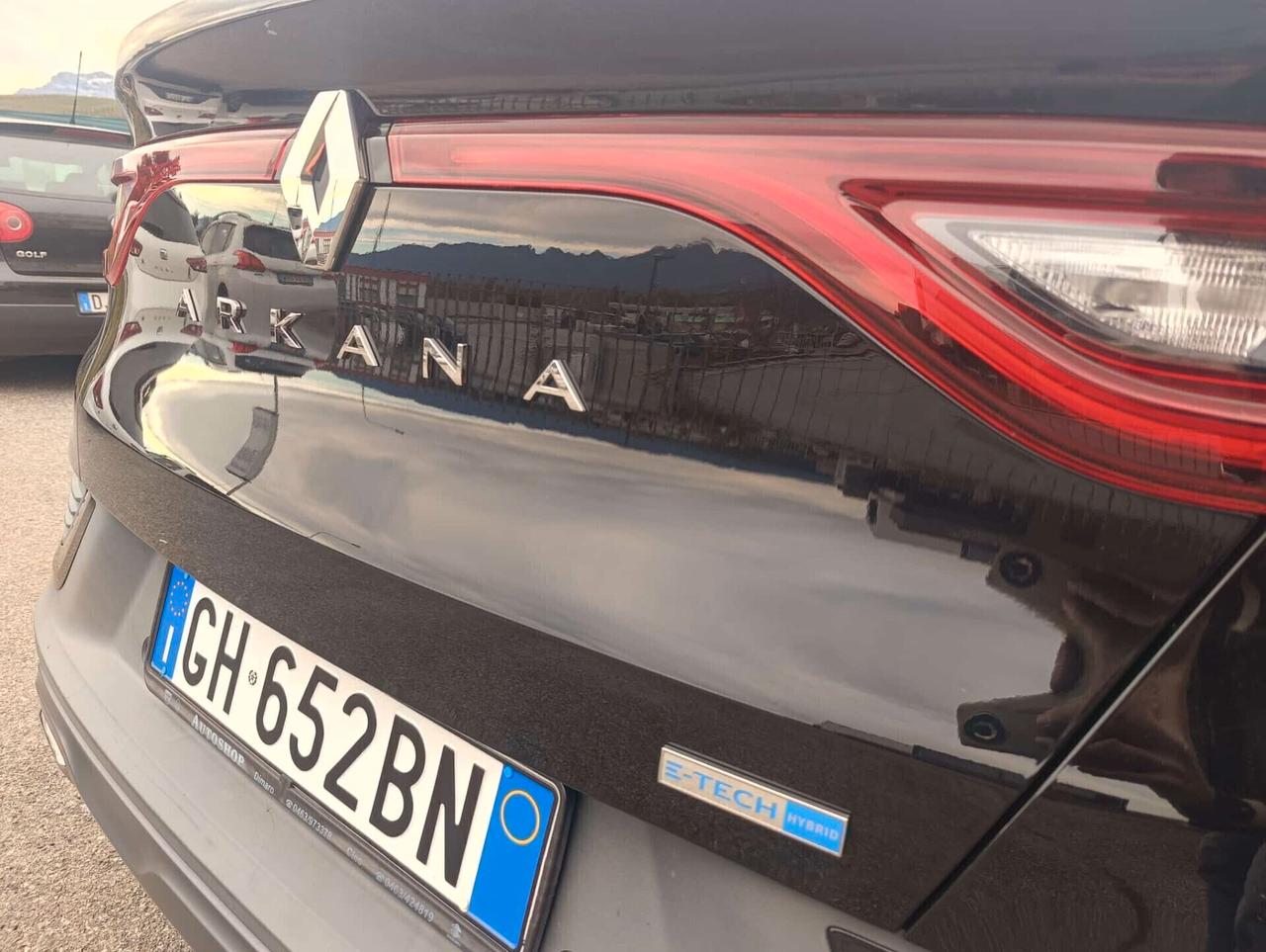 Renault Arkana Hybrid E-TECH 145 CV R.S. Line