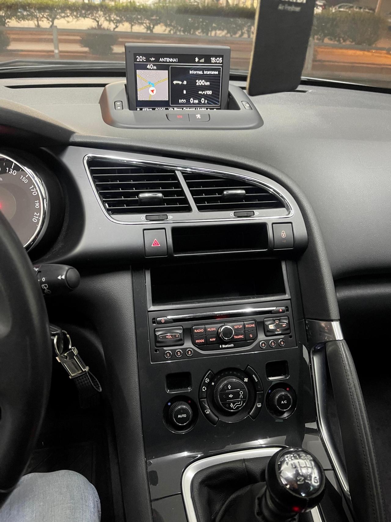 Peugeot 3008 BlueHDi 120 S&S Business