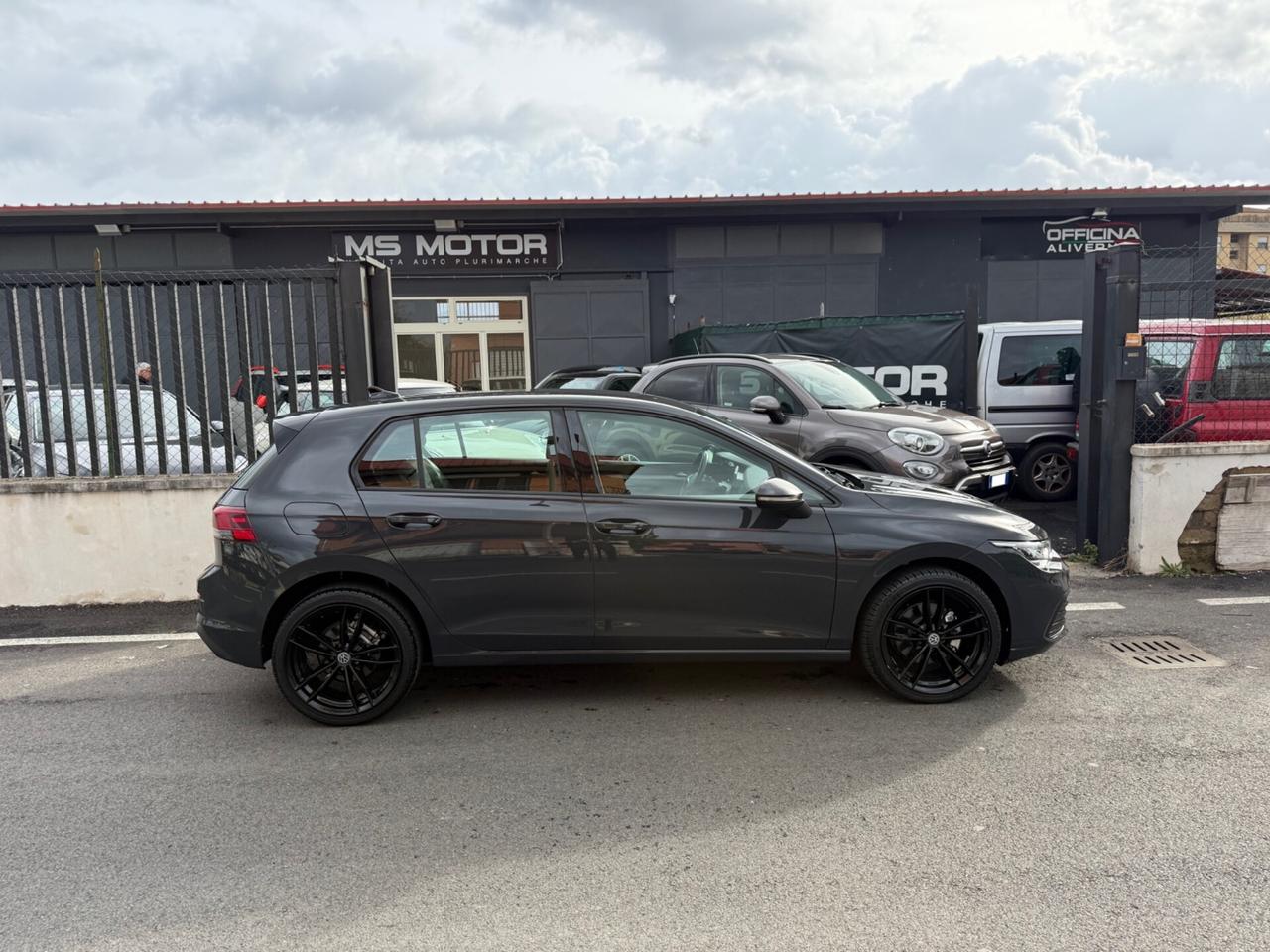 Volkswagen Golf 2.0 TDI Cerchi 18 - Superprezzo - Tutto incluso