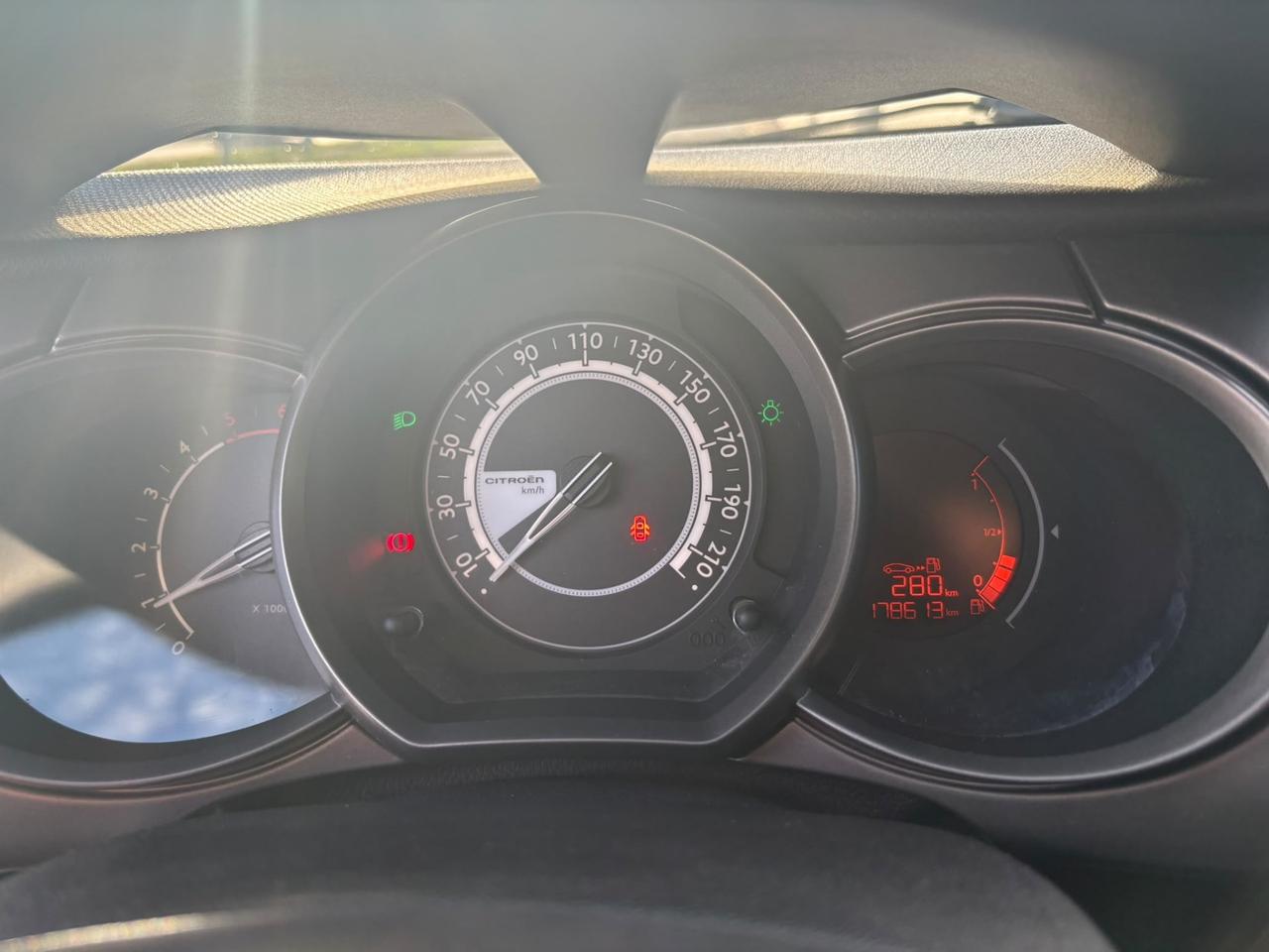 Citroen C3 1.4 HDi Unipro 2013