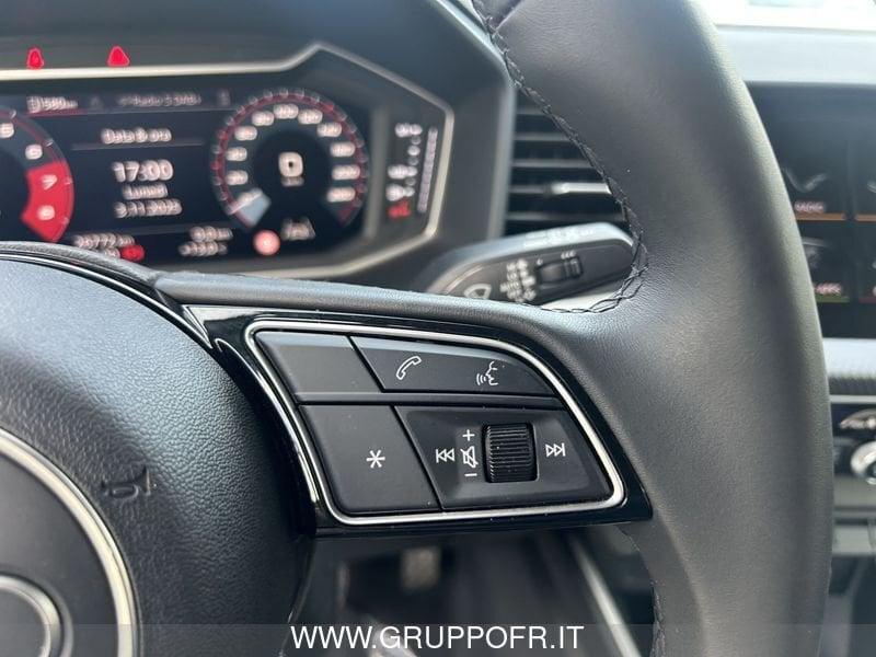 Audi A1 SPB 30 TFSI Identity Black