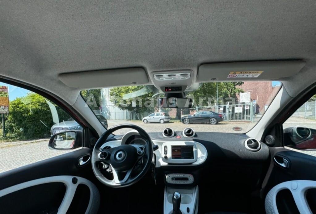 Smart ForFour 70 1.0 Passion NAVI
