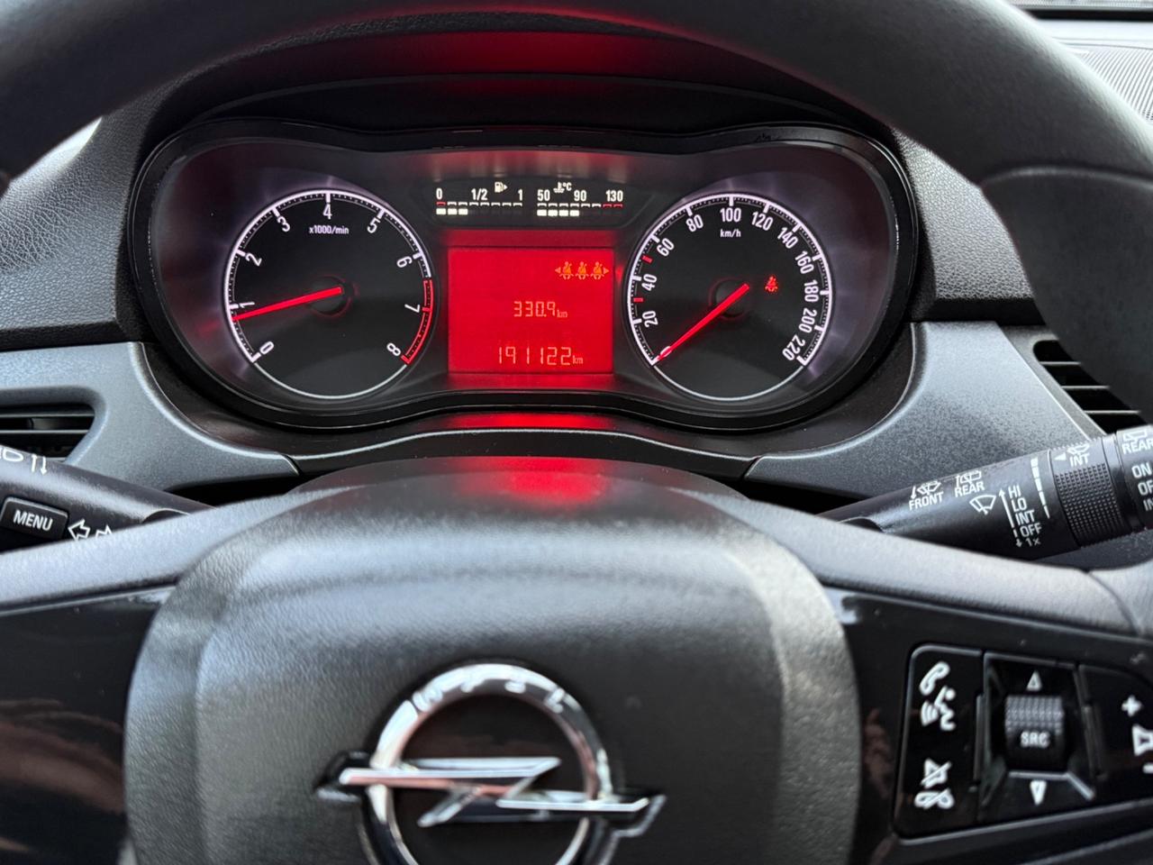 Opel Corsa 1.4 90CV GPL Tech 5 porte Cosmo